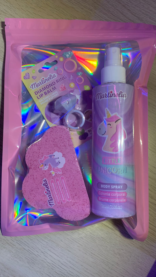 POCHETTE PETITE FILLE | 3 PRODUITS