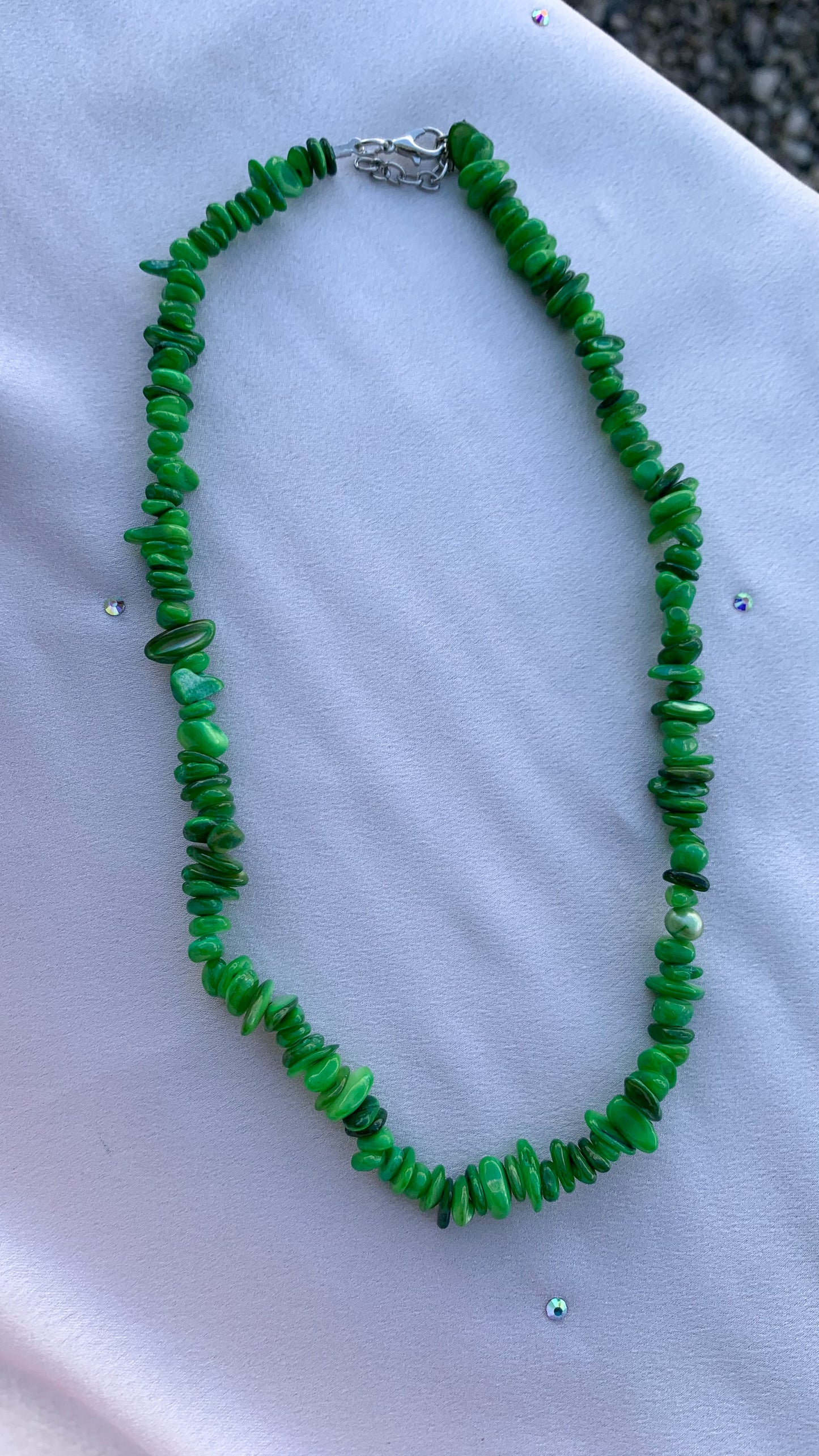 COLLIER EN PIERRE | VERT