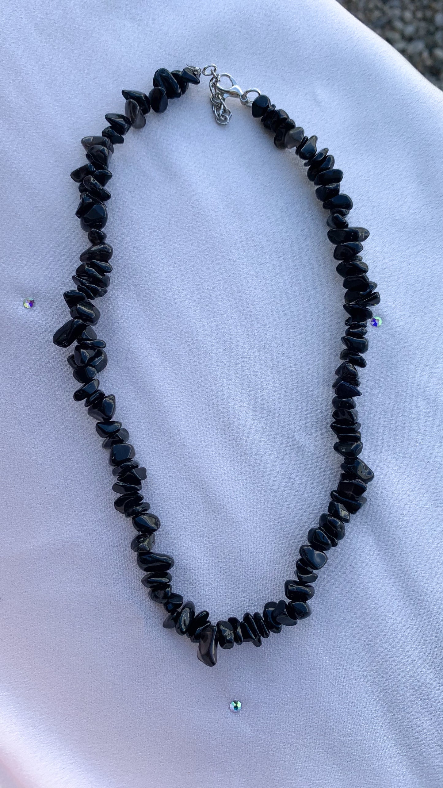 COLLIER EN PIERRE | NOIR