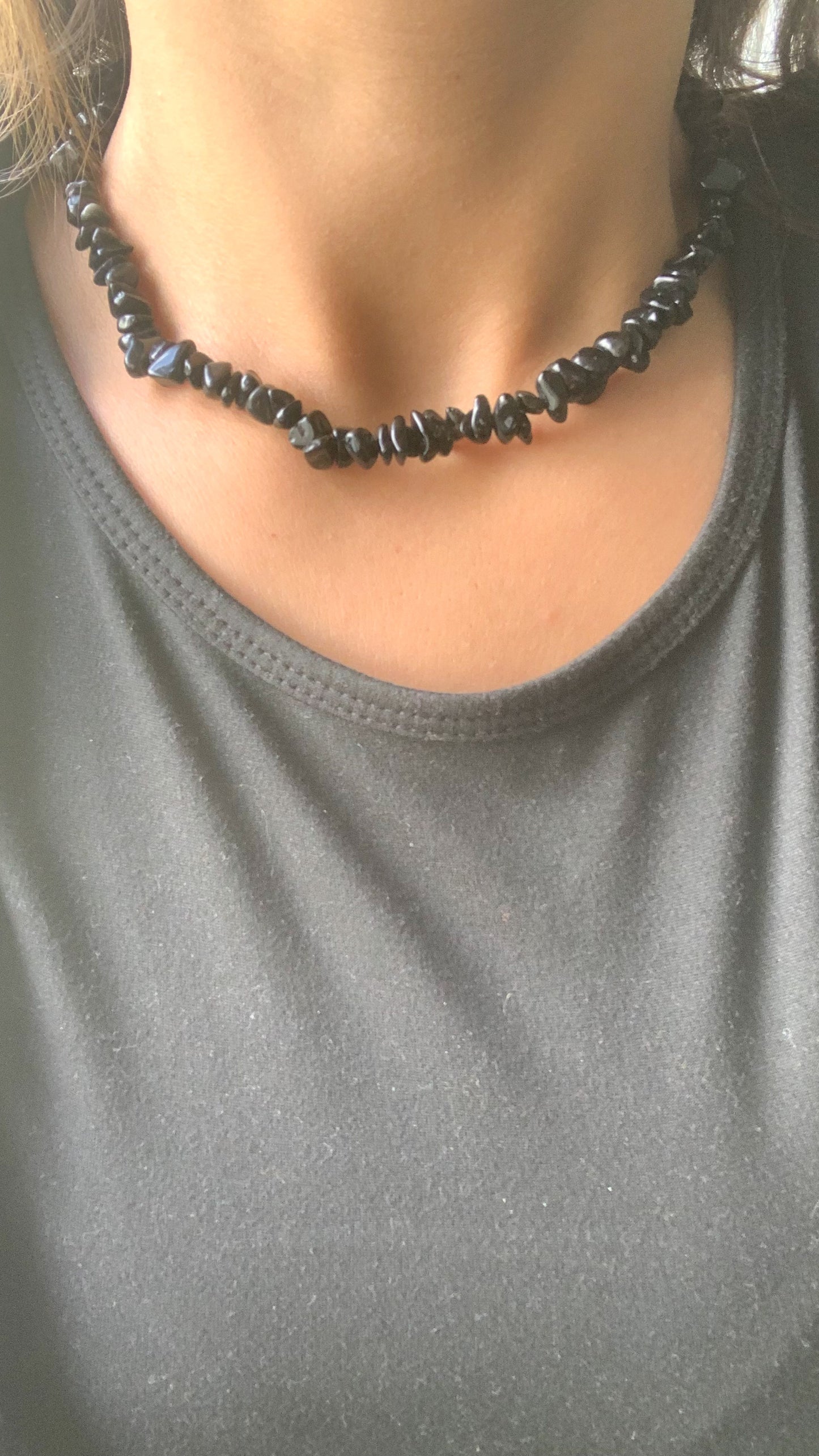 COLLIER EN PIERRE | NOIR