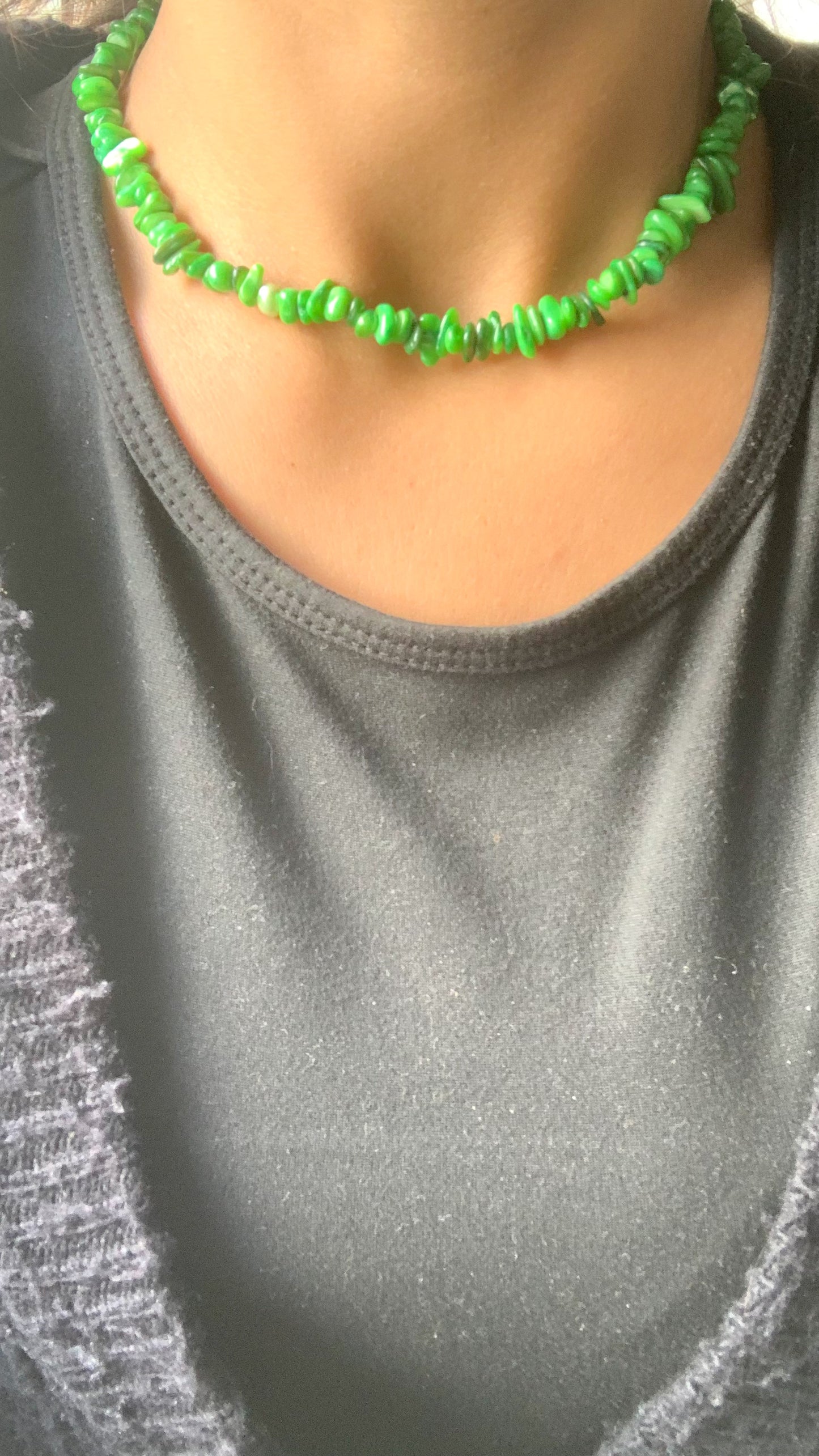 COLLIER EN PIERRE | VERT